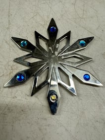 Bejeweled Snowflake Throwing Ninja Star