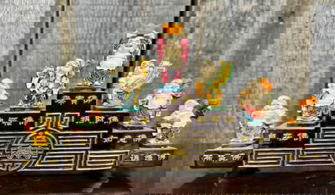 Seven Laughing Buddha son Tiered Base