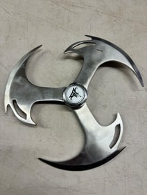 Unique Tri Blade Disc Weapon