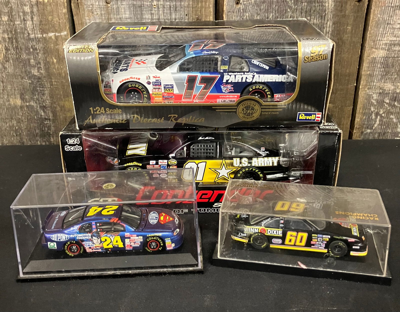 Collection Of Diecast Nascar Replicas Including Joe Nemechek Contender Series 1:24 Scale, Revell: Collection Of Diecast Nascar Replicas Including Joe Nemechek Contender Series 1:24 Scale, Revell 1:24 Darrell Waltrip(10") With Jeff Gordon And Mark Martin Collector's Cars Included (6")