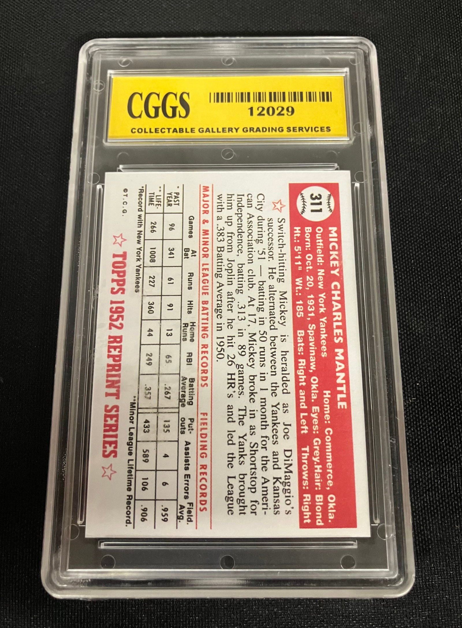 Mickey Mantle Gem Mint 10 Baseball Card - As Pictured. 5.5": Mickey Mantle Gem Mint 10 Baseball Card - As Pictured. 5.5"