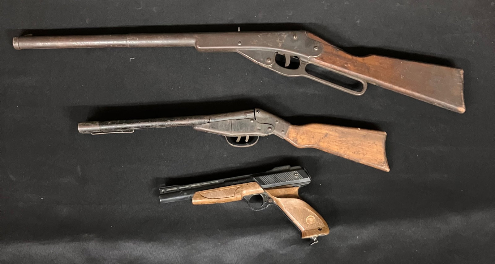 Lever Action BB Gun Rifle (31"), Double Barrel Toy Gun And C02 Powered Pellet Pistol: Lever Action BB Gun Rifle (31"), Double Barrel Toy Gun And C02 Powered Pellet Pistol