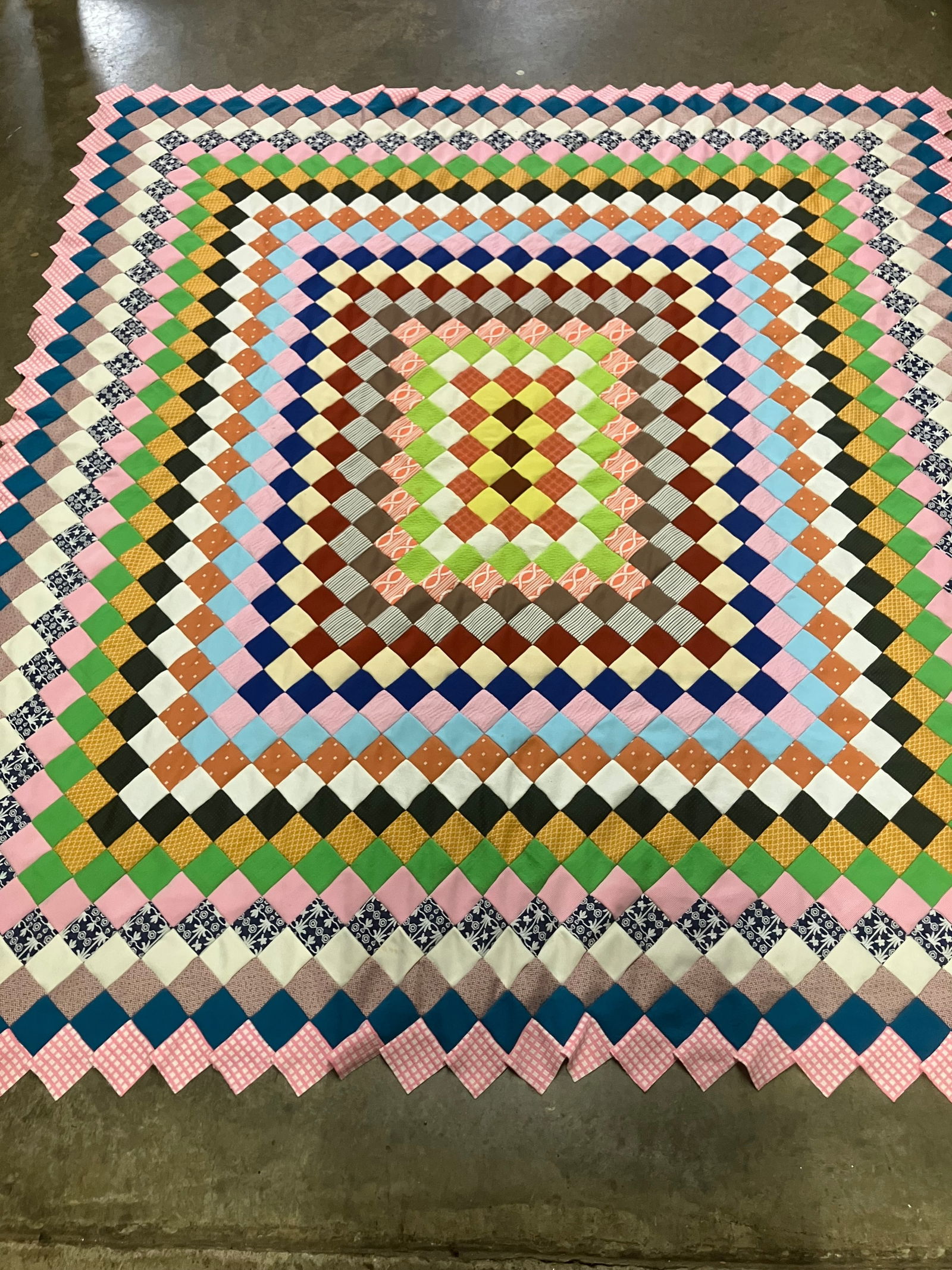 Large Patchwork Style Quilt 86"X78" (1 of 3)