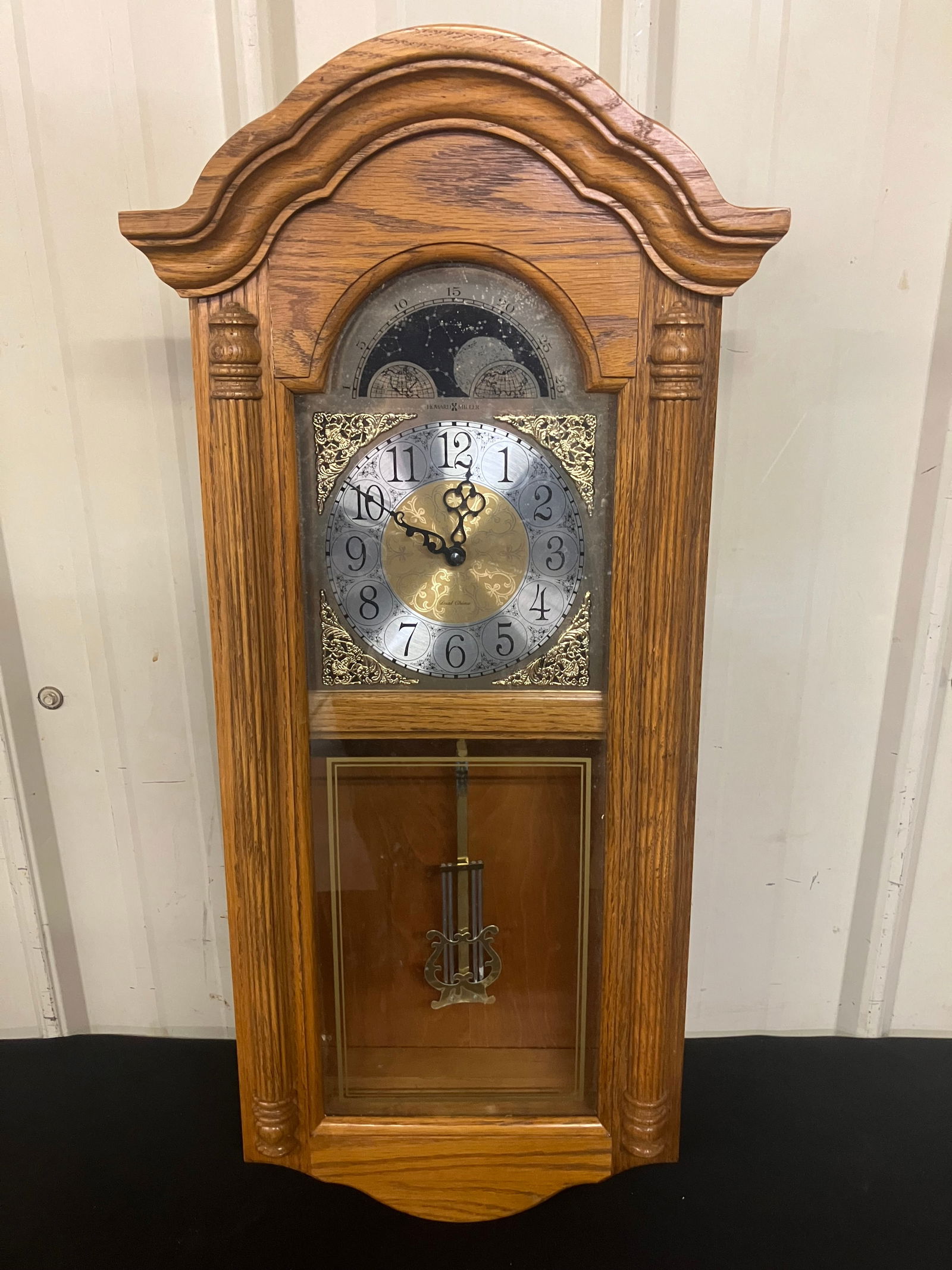 Howard Miller Dual Chime Wall Clock 29" (1 of 4)