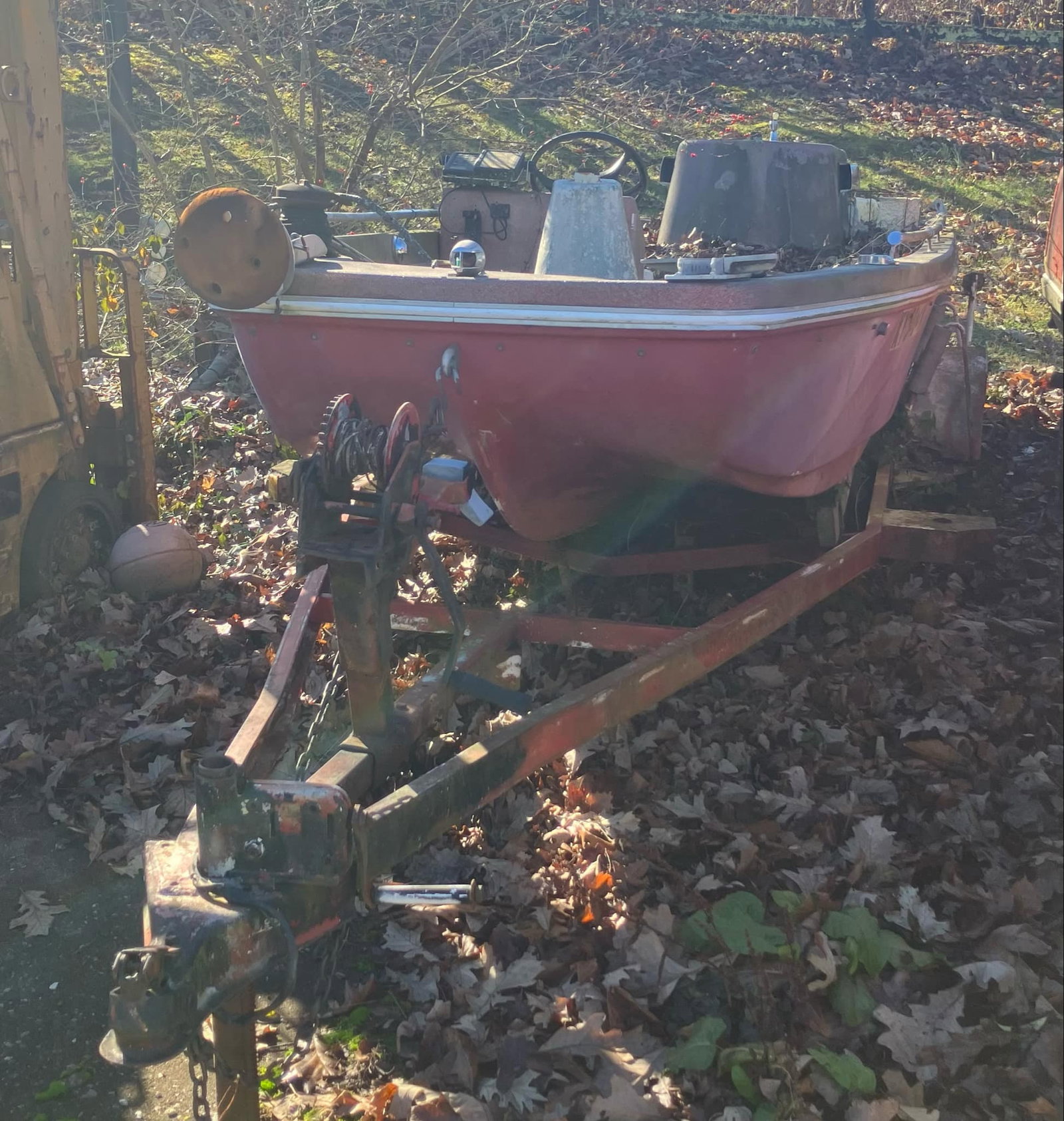 ALTERNATE PICK-UP LOCATION: Ranger Bass Fishing Boat With Trailer: ALTERNATE PICK-UP LOCATION: 2605 Dale Ln. Fisherville, KY. 40023