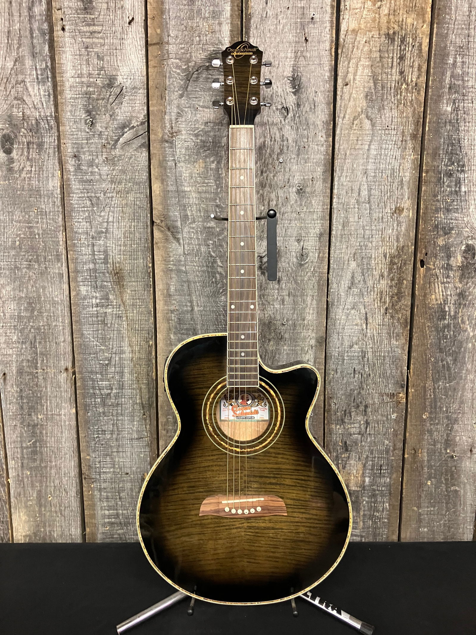 Oscar Schmidt By Washburn Acoustic Electric Guitar Model: OG10CEFTB App. 4"X 16"X41" With Gig Bag: Oscar Schmidt By Washburn Acoustic Electric Guitar Model: OG10CEFTB App. 4"X 16"X41" With Gig Bag