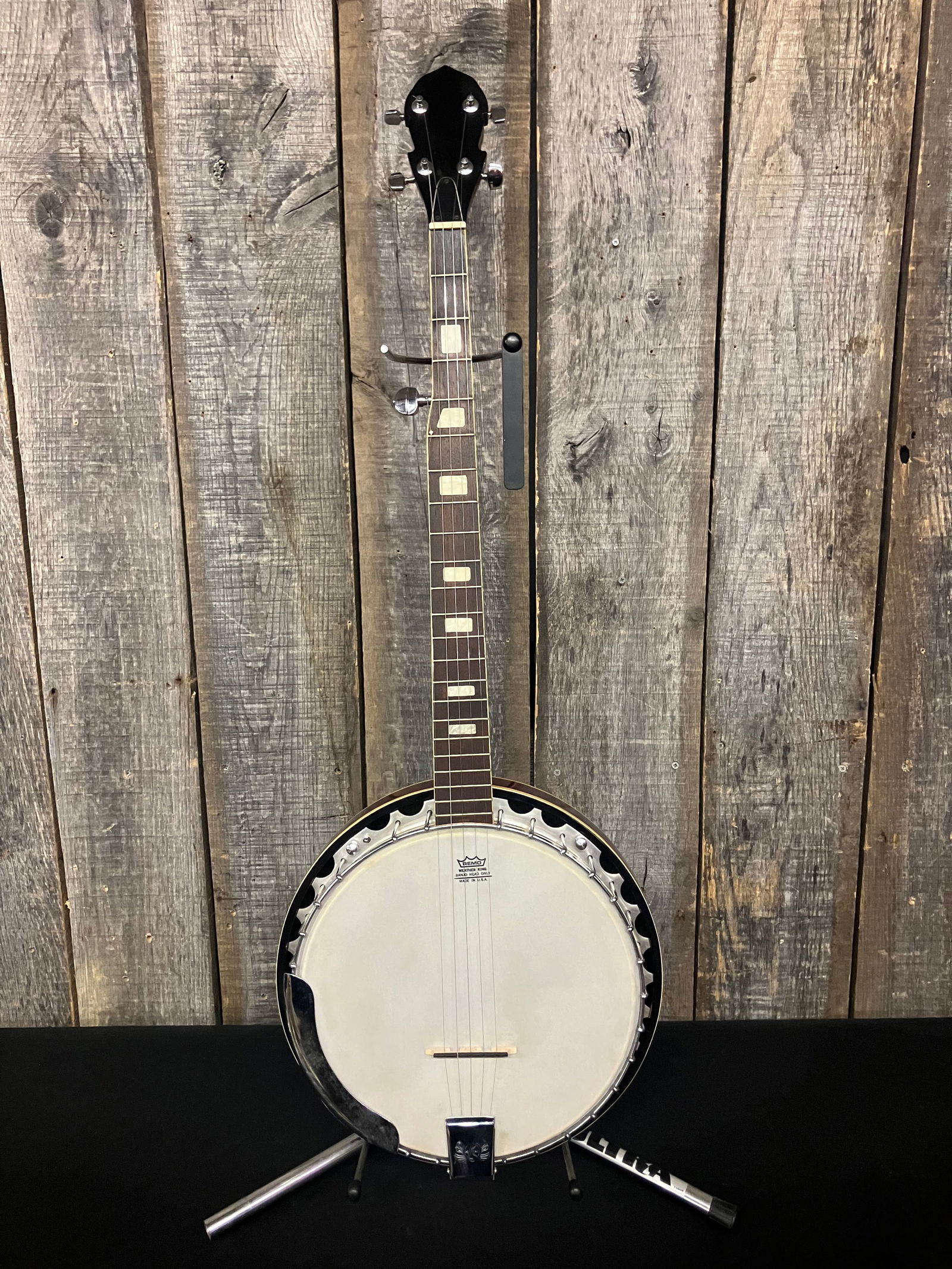 1970's Kay Model KB-12 5 String Banjo Natural Finish With Eagle Decoration 14"X38" With Hard Case: 1970's Kay Model KB-12 5 String Banjo Natural Finish With Eagle Decoration 14"X38" With Hard Case