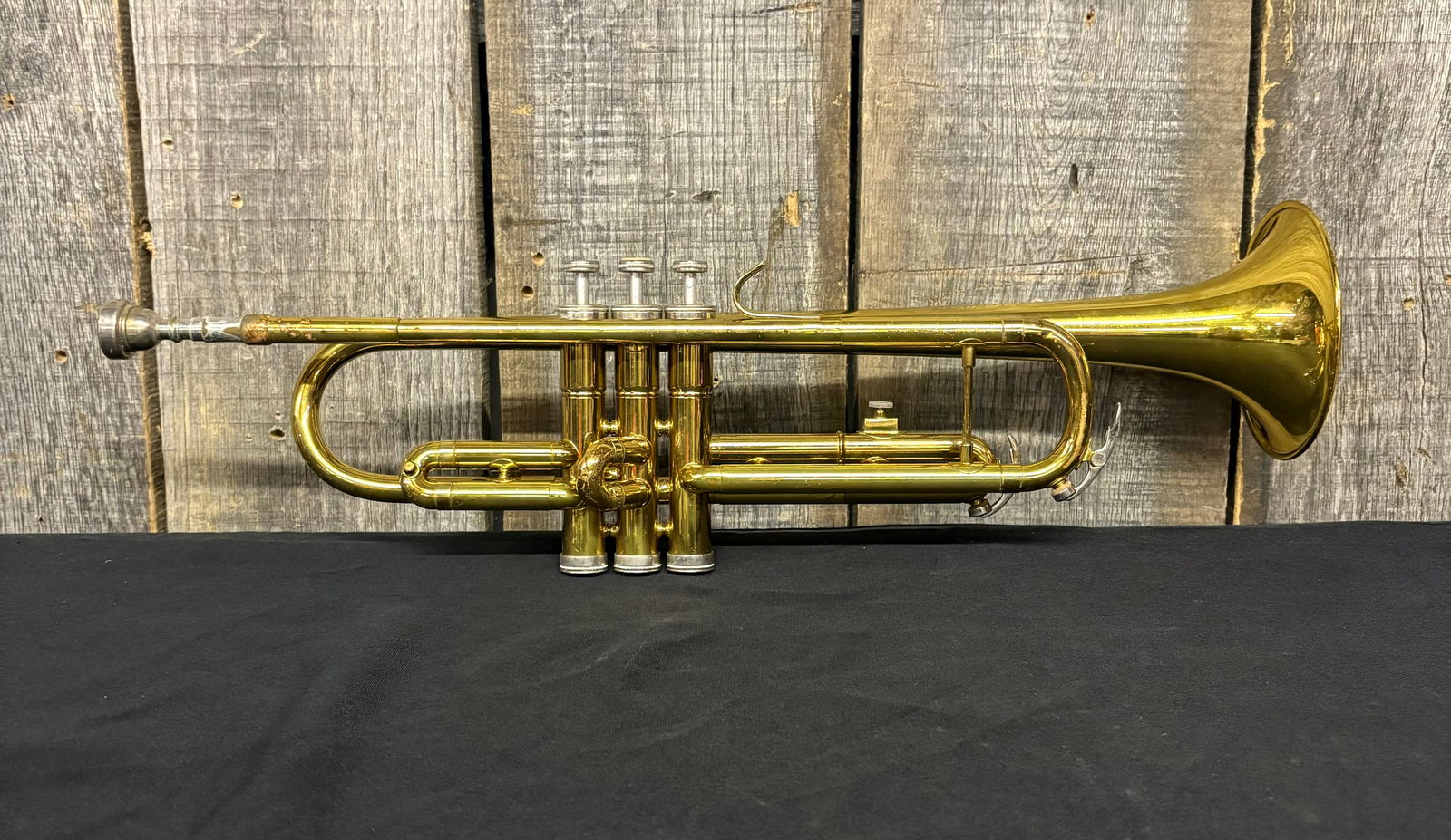CONN 20B Brass Trumpet 4064151 App. 19" With Case: CONN 20B Brass Trumpet 4064151 App. 19" With Case