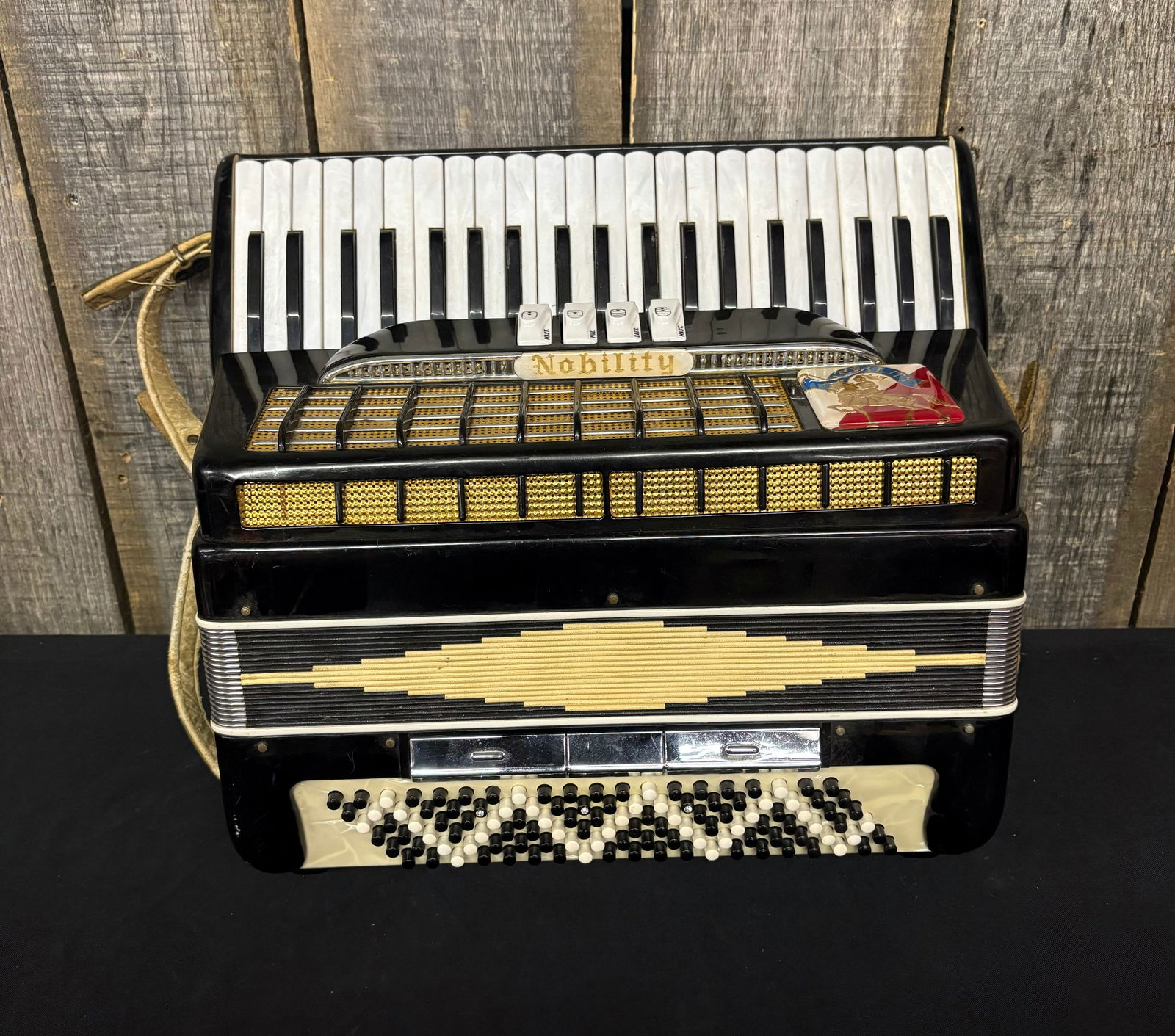 Black White Noble Nobility Piano Accordion LM 41 120 App. 18"X 16"X8" With Hard Case: Black White Noble Nobility Piano Accordion LM 41 120 App. 18"X 16"X8" With Hard Case