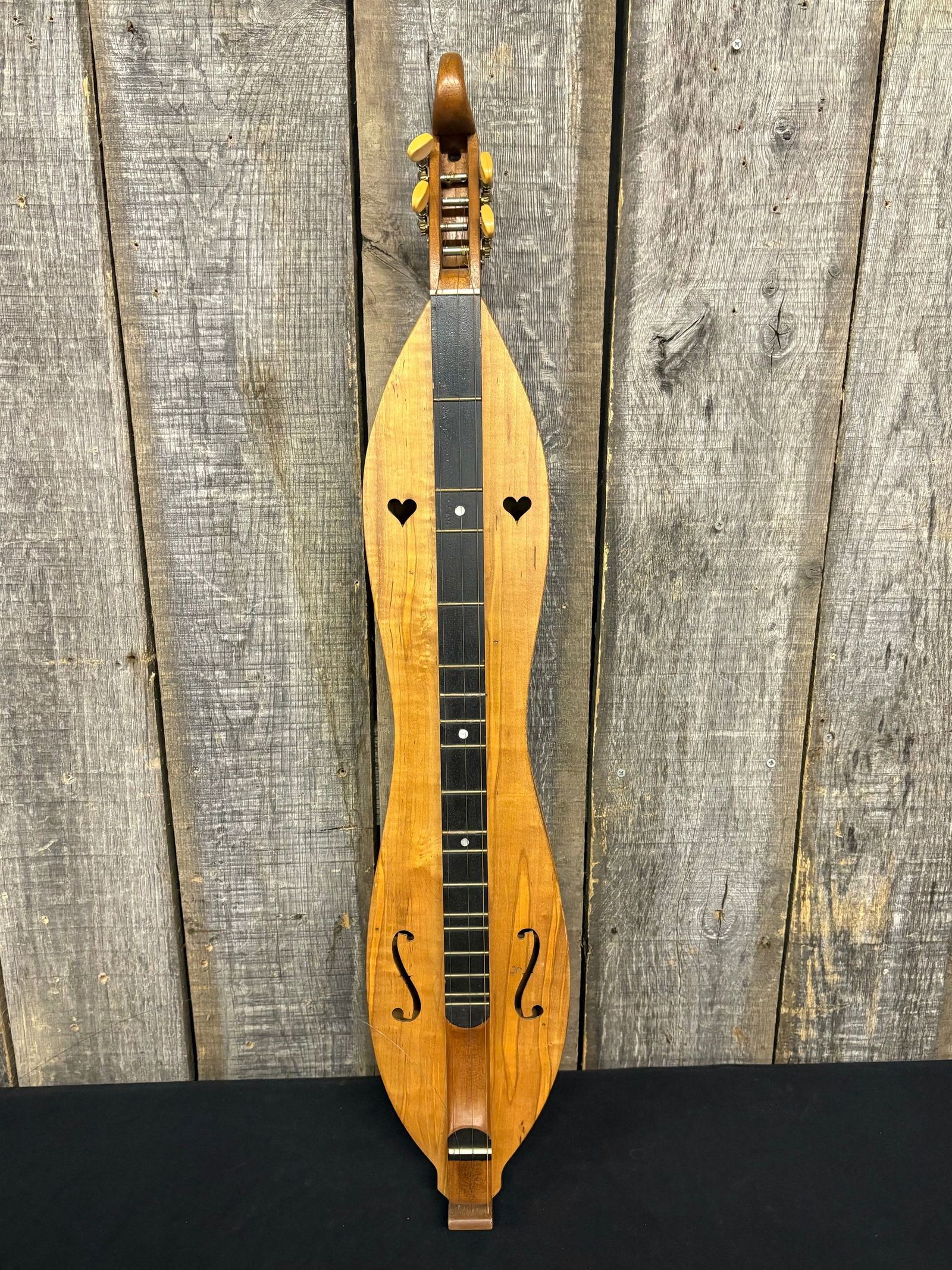 Handmade Wooden Mountain Dulcimer Folk Art String Instrument 34": Handmade Wooden Mountain Dulcimer Folk Art String Instrument 34"