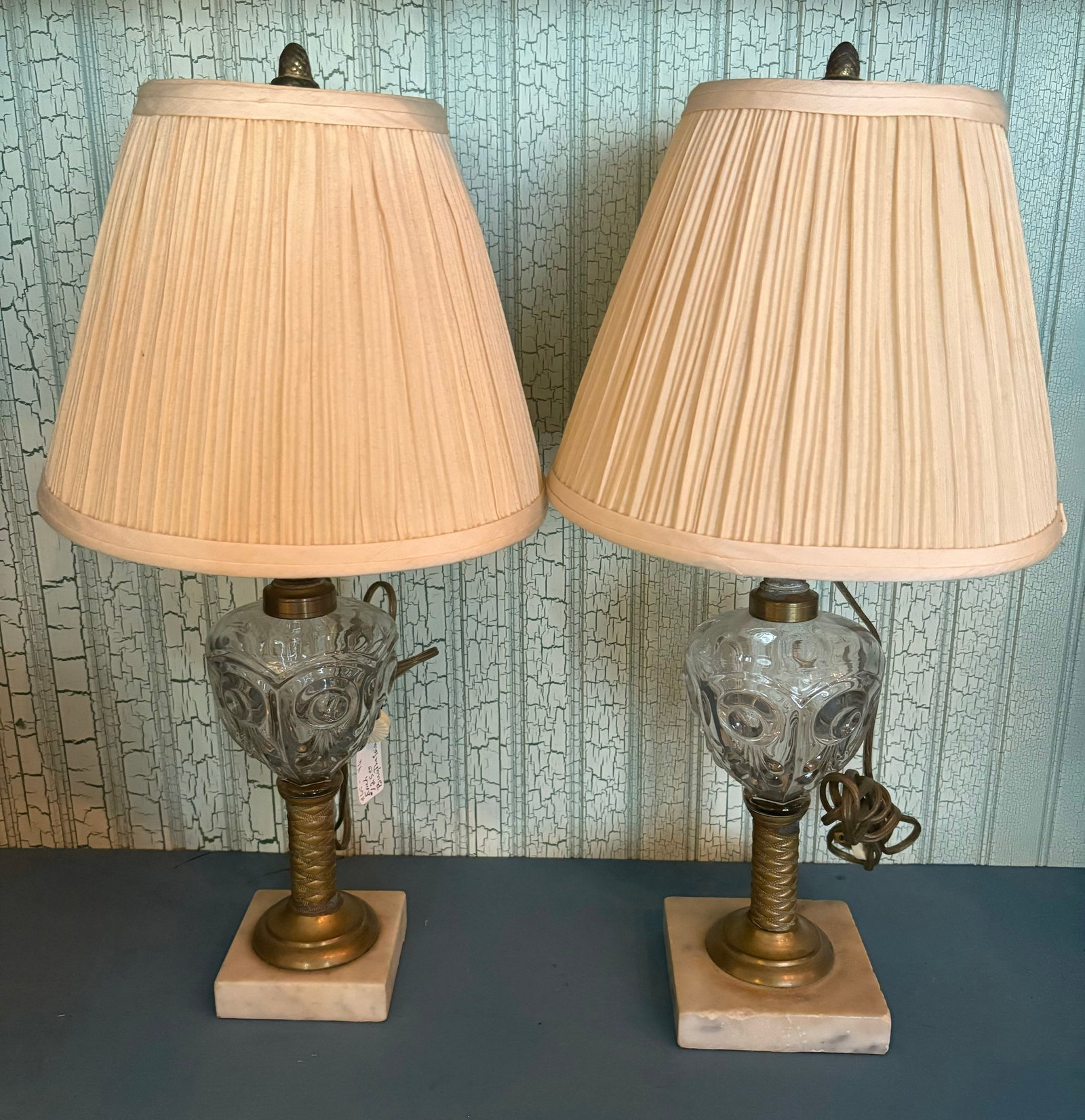 Pair Of Bullseye Fleur-De-Lis Converted Oil Lamps 19"H (1 of 5)