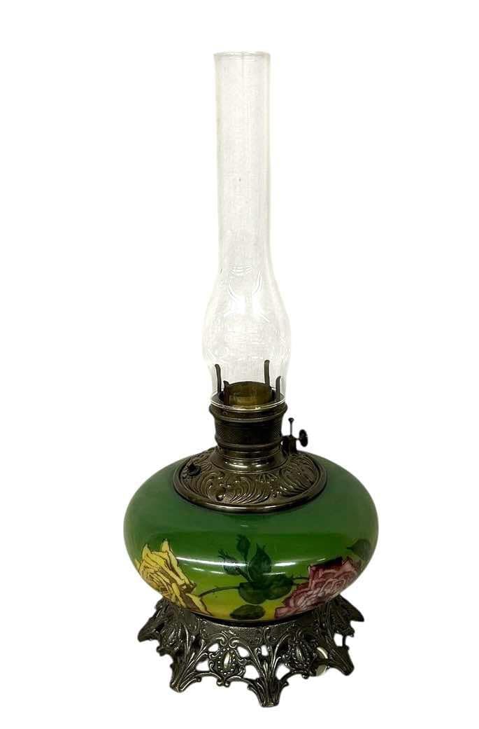 Victorian Style Hand Painted Oil Or Kerosene Parlor Lamp (1 of 2)