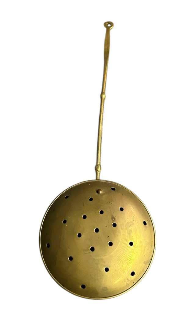 Early Brass Bed Warmer 19"X7" (1 of 2)