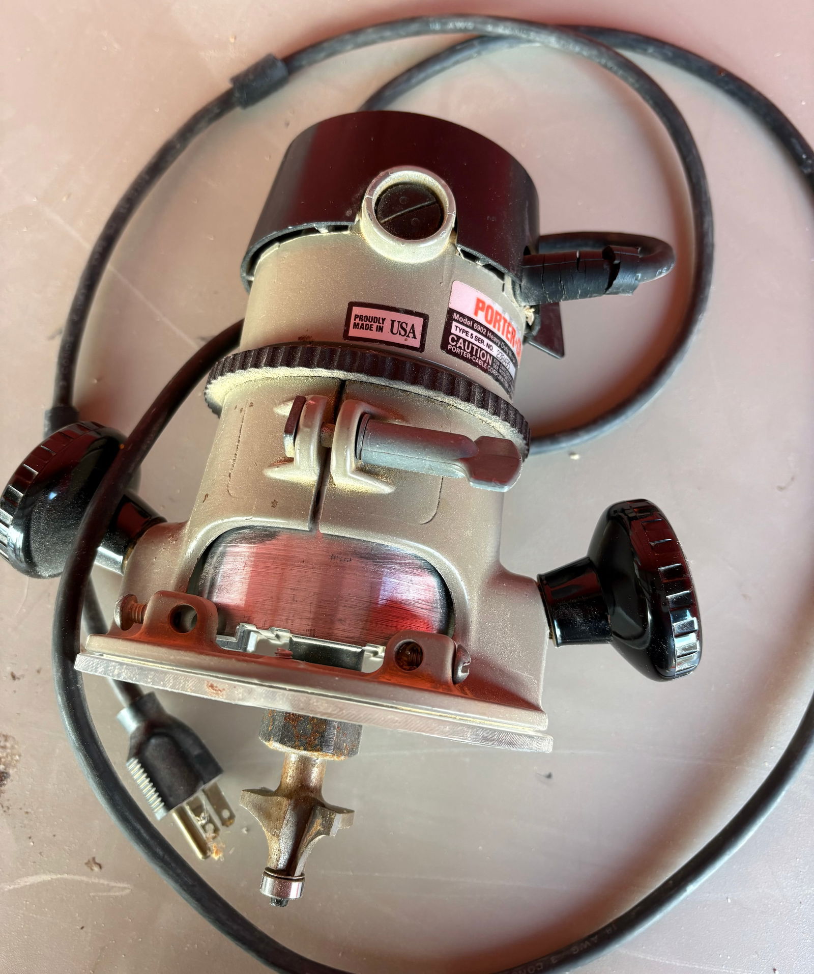 Porter Cable Model 6902 Heavy Duty Motor Router: Porter Cable Model 6902 Heavy Duty Motor Router