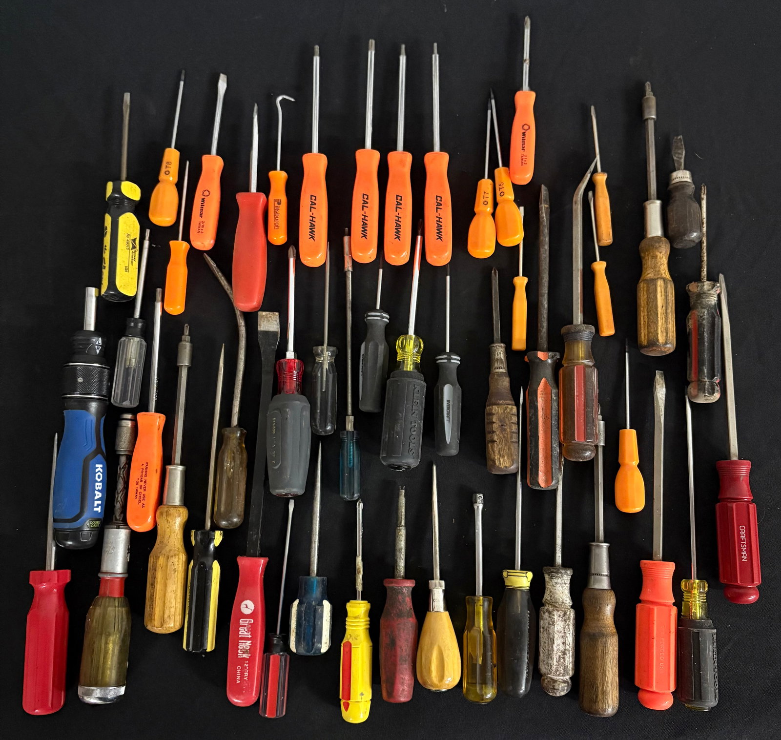 Large Collection Of Assorted Screwdrivers By Cal-Hawk, Kobalt, Klein Tools, Craftsman And Evercraft (1 of 4)