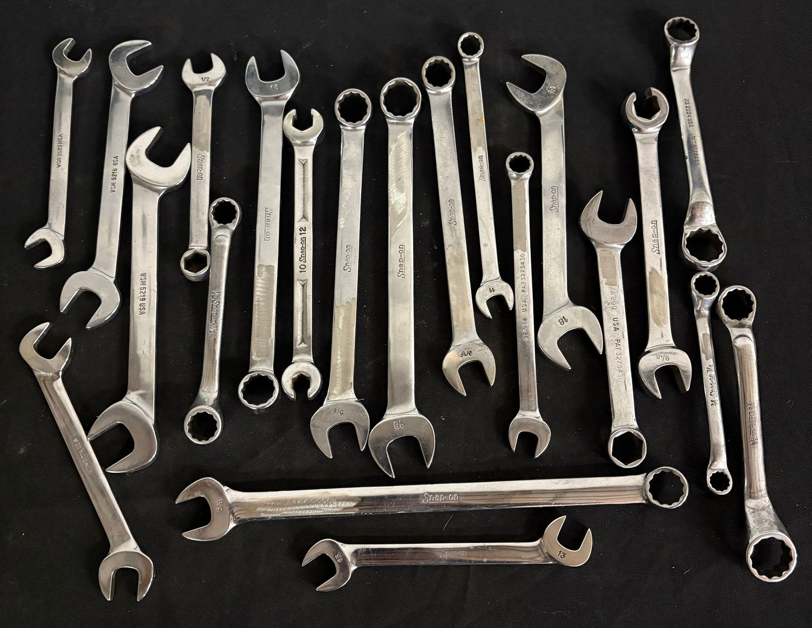 Snap-On Wrenches Standard/Metric Combination (Largest 11") (1 of 4)