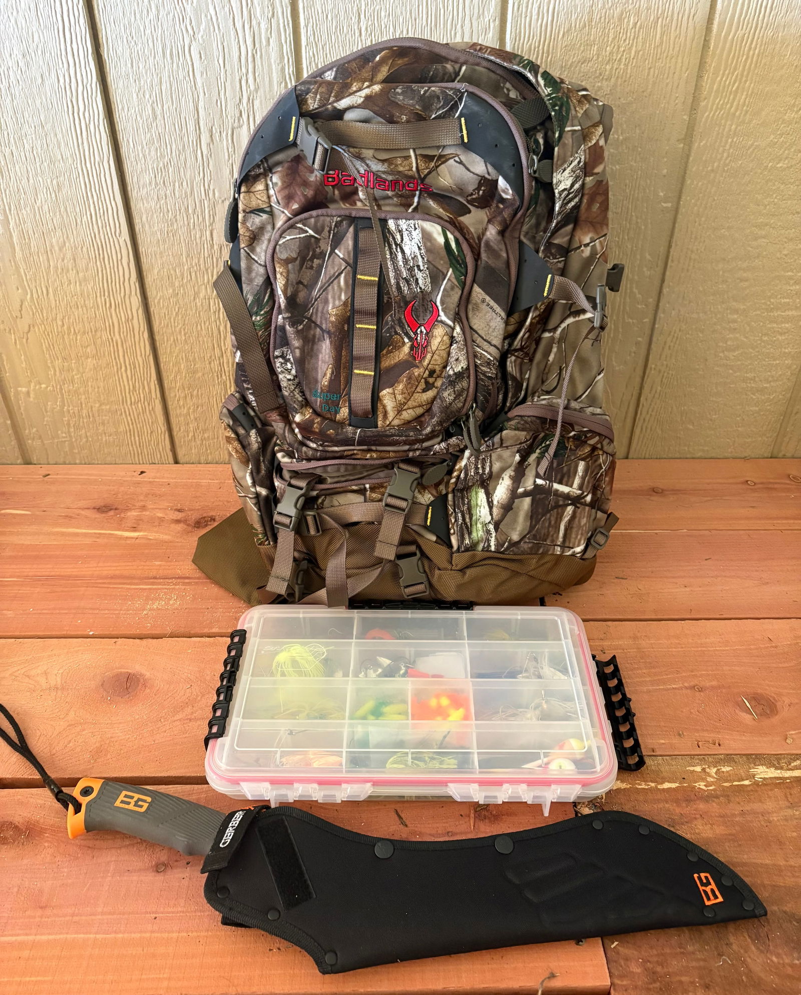 Gerber Bear Grylls Machete With Sheath (19"), Badlands Backpack And Fishing Tackle (1 of 6)