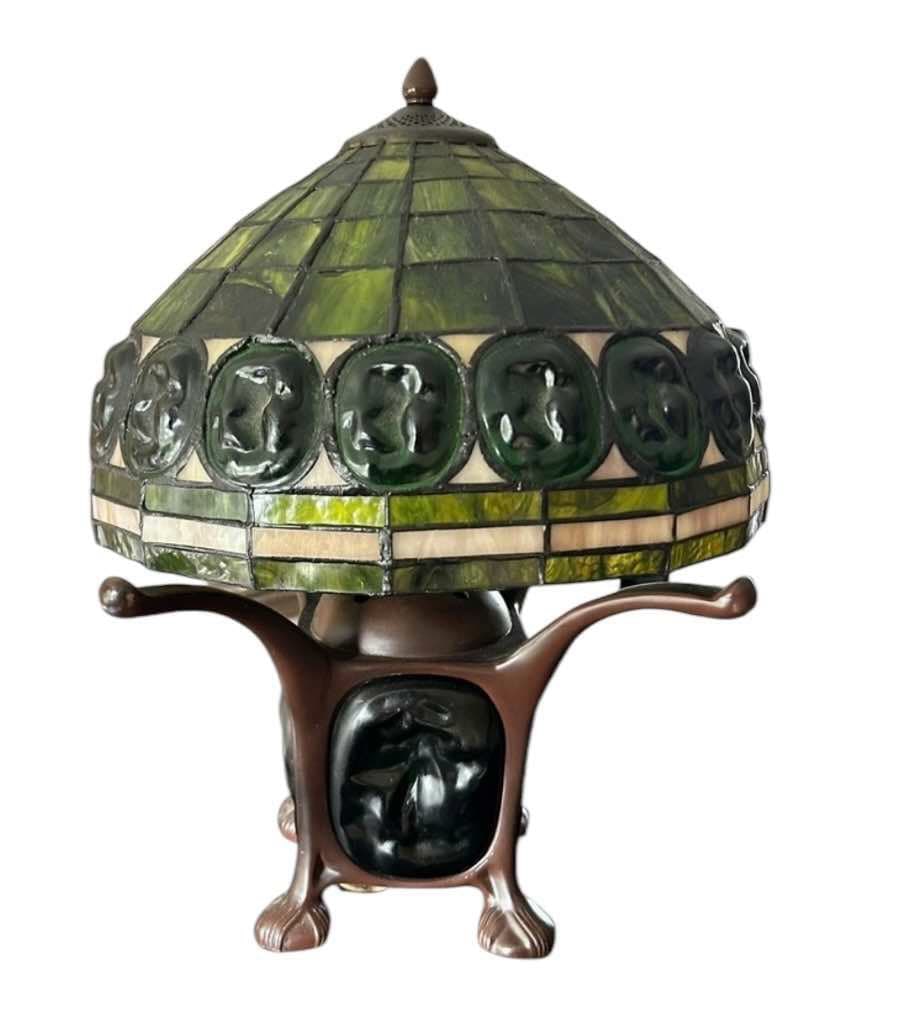 Tiffany Style Parlor Lamp With Turtleback Panels In Shade And Base 15"X20" (1 of 2)