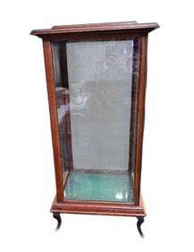 Countertop Victorian Style Showcase On Legs 16"X20"X40"