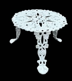 Victorian Style Cast Iron Lawn Table 20"X14"