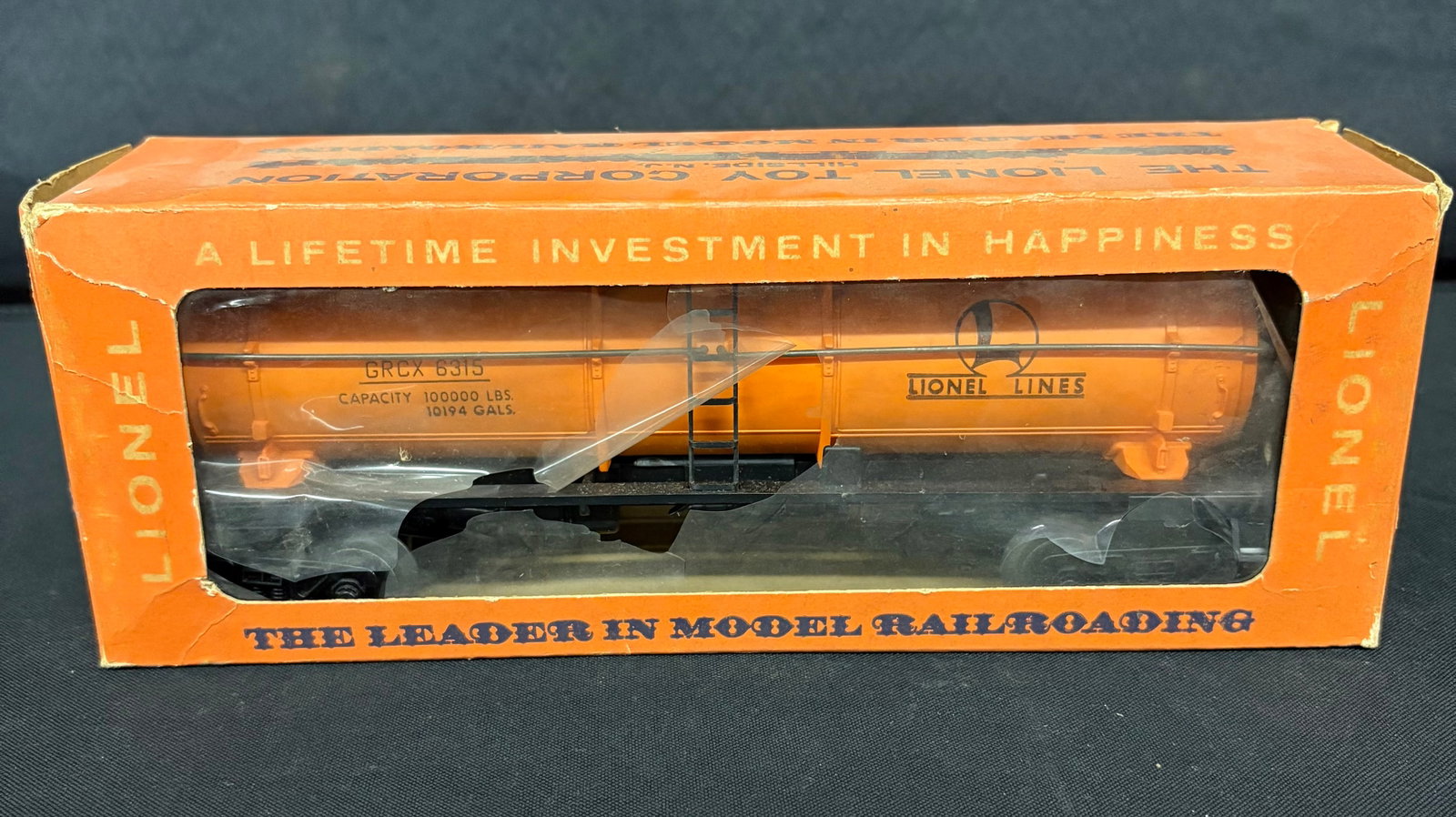 Lionel Lines Chemical Tank Car 6315 With Original Box 10": Lionel Lines Chemical Tank Car 6315 With Original Box 10"