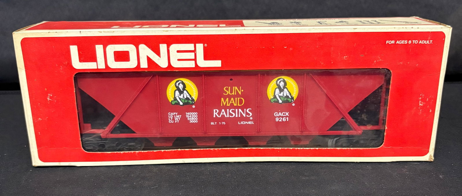 Lionel Sun Maid Billboard Hopper 6-9261 With Original Box 13": Lionel Sun Maid Billboard Hopper 6-9261 With Original Box 13"