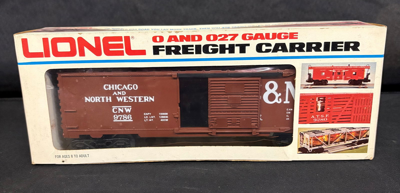 Lionel Chicago - North Western Box Car 6-9786 With Original Box 11.5" (1 of 5)