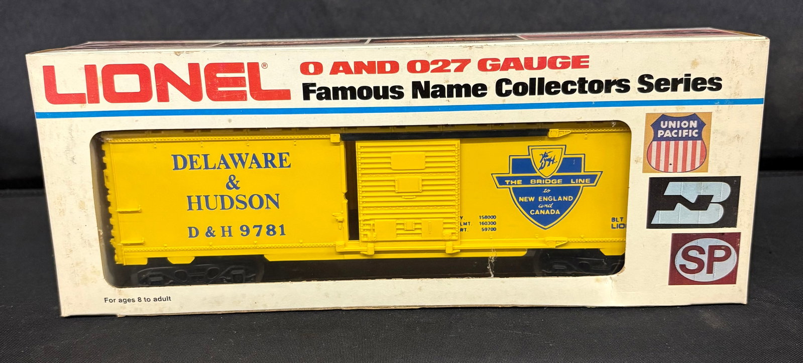 Lionel Delaware - Hudson Box Car 6-9781 O Gauge With Original Box 11.5": Lionel Delaware - Hudson Box Car 6-9781 O Gauge With Original Box 11.5"