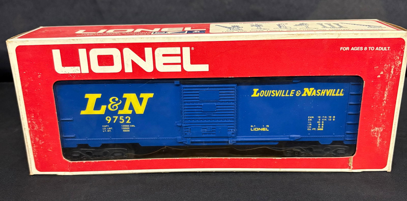 Lionel L-N Box Car 6-9752 Louisville/Nashville With Original Box 11.5": Lionel L-N Box Car 6-9752 Louisville/Nashville With Original Box 11.5"