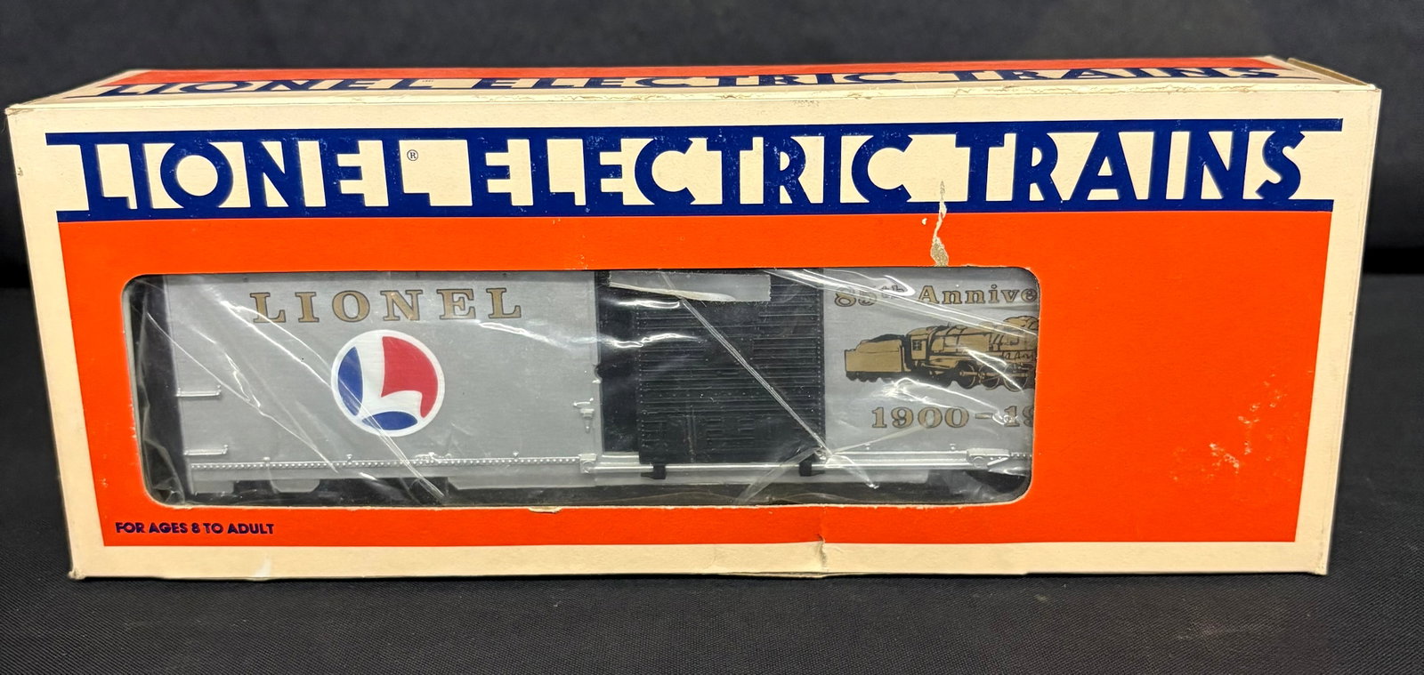 Lionel 85th Anniversary Box Car 6-9484 1900-1985 With Original Box 11.5": Lionel 85th Anniversary Box Car 6-9484 1900-1985 With Original Box 11.5"