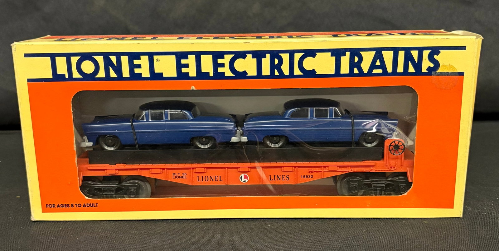 Lionel Lines Flatcar With Automobiles 6-16933 With Original Box 12": Lionel Lines Flatcar With Automobiles 6-16933 With Original Box 12"