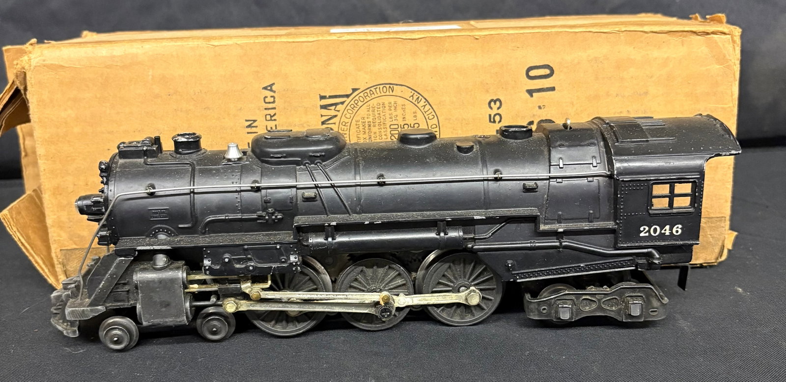 Lionel Engine No. 2046 Locomotive With Smoke Chamber 4-6-4 Hudson Type With Original Box 12": Lionel Engine No. 2046 Locomotive With Smoke Chamber 4-6-4 Hudson Type With Original Box 12"