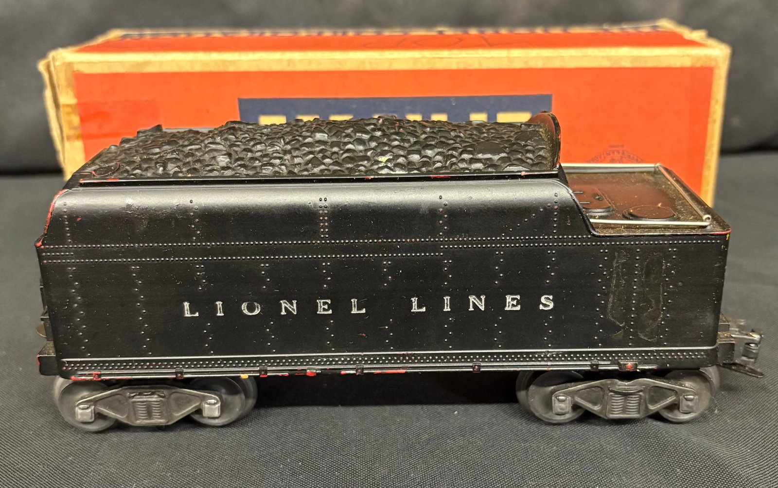 Lionel No. 6466W Whistle Tender Lionel Lines Coal Tender With Box 10": Lionel No. 6466W Whistle Tender Lionel Lines Coal Tender With Box 10"