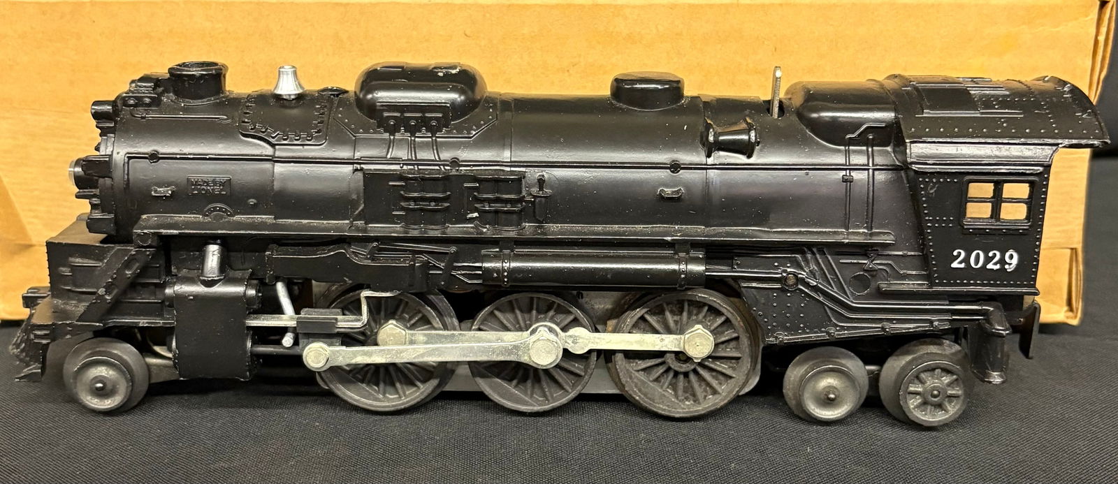 Lionel Engine No. 2029 Locomotive Adriatic Type 2-6-4 Locomotive With Original Box 10": Lionel Engine No. 2029 Locomotive Adriatic Type 2-6-4 Locomotive With Original Box 10"