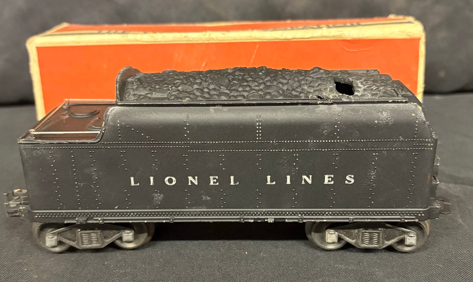 Lionel No. 6466T Tender O Gauge With Original Box Lionel Lines 8.5": Lionel No. 6466T Tender O Gauge With Original Box Lionel Lines 8.5"