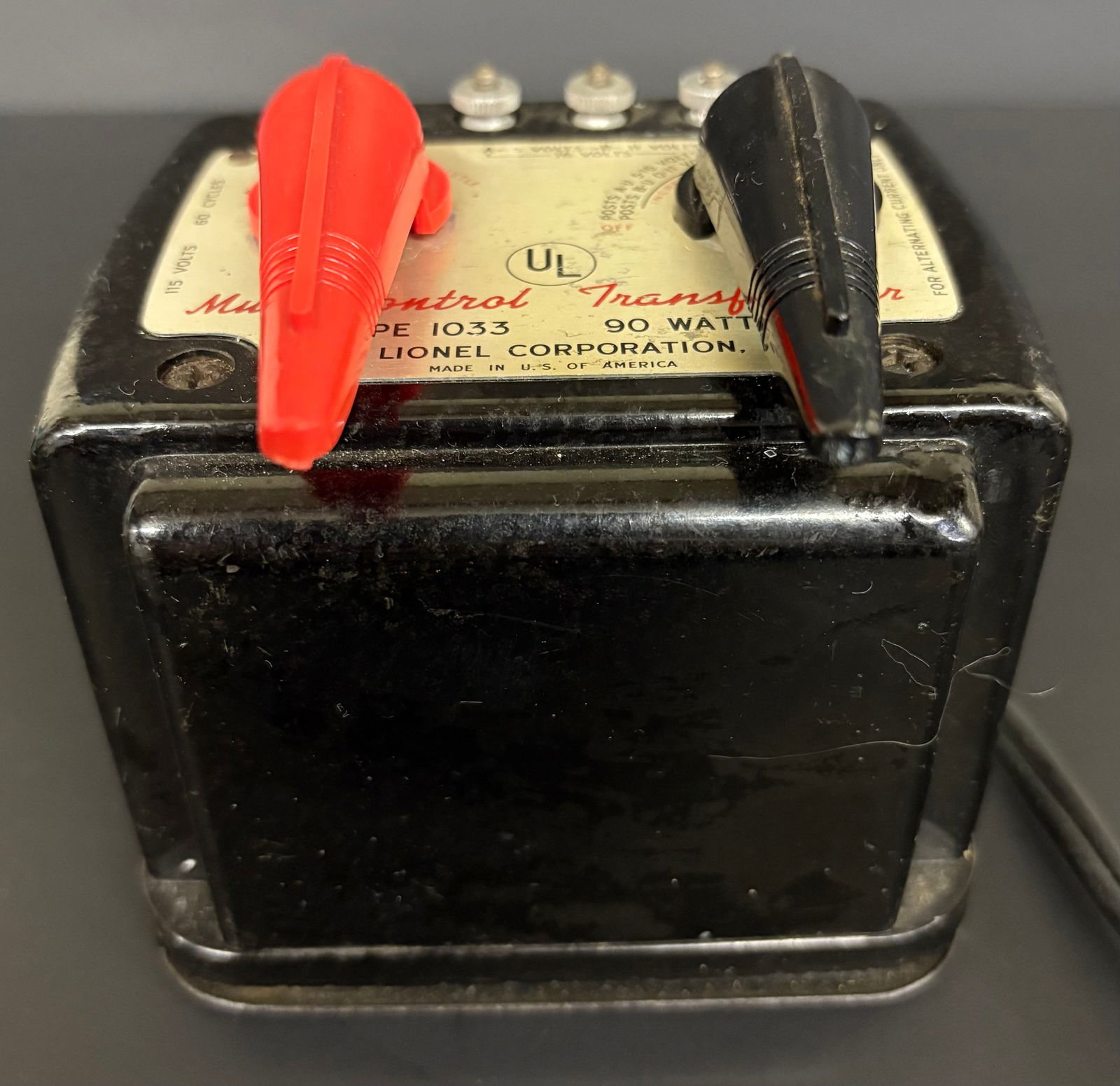Lionel Transformer Type 1033 90 Watts 115 Volts 60 Cycles With Original Box And Cracked Corner 4"X5" (1 of 8)