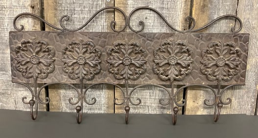 Wall Mounted Floral Decorated Metal Hanging Shelf 13"X25"