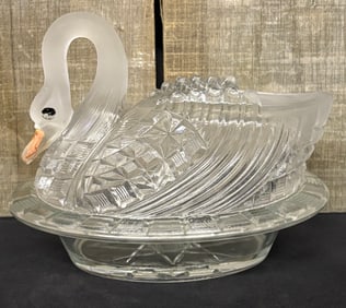 Vintage Swan On Nest Covered Dish 6"X8"X7"