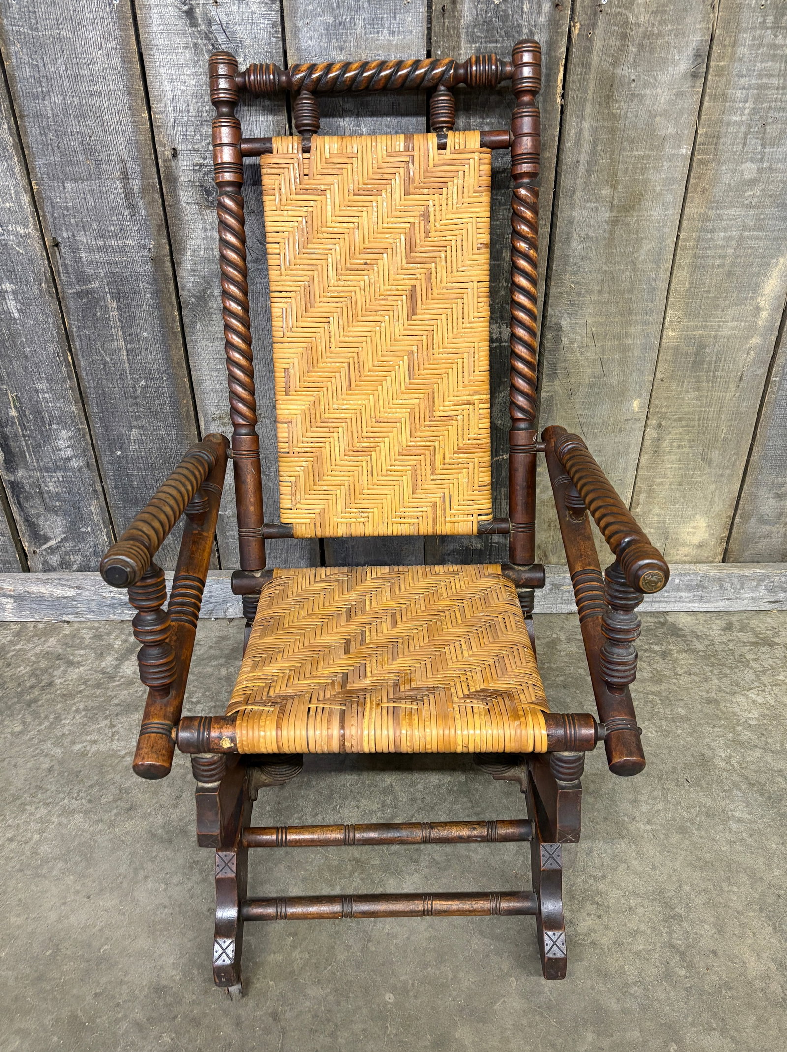Antique Victorian Hunzinger Style Rocking Chair 22"X27"X39": Antique Victorian Hunzinger Style Rocking Chair 22"X27"X39"