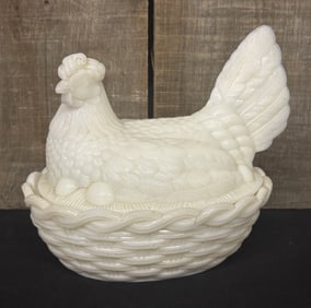 Vintage Hobnail Indiana Glass Co Hen on Nest 6"X8"X8"