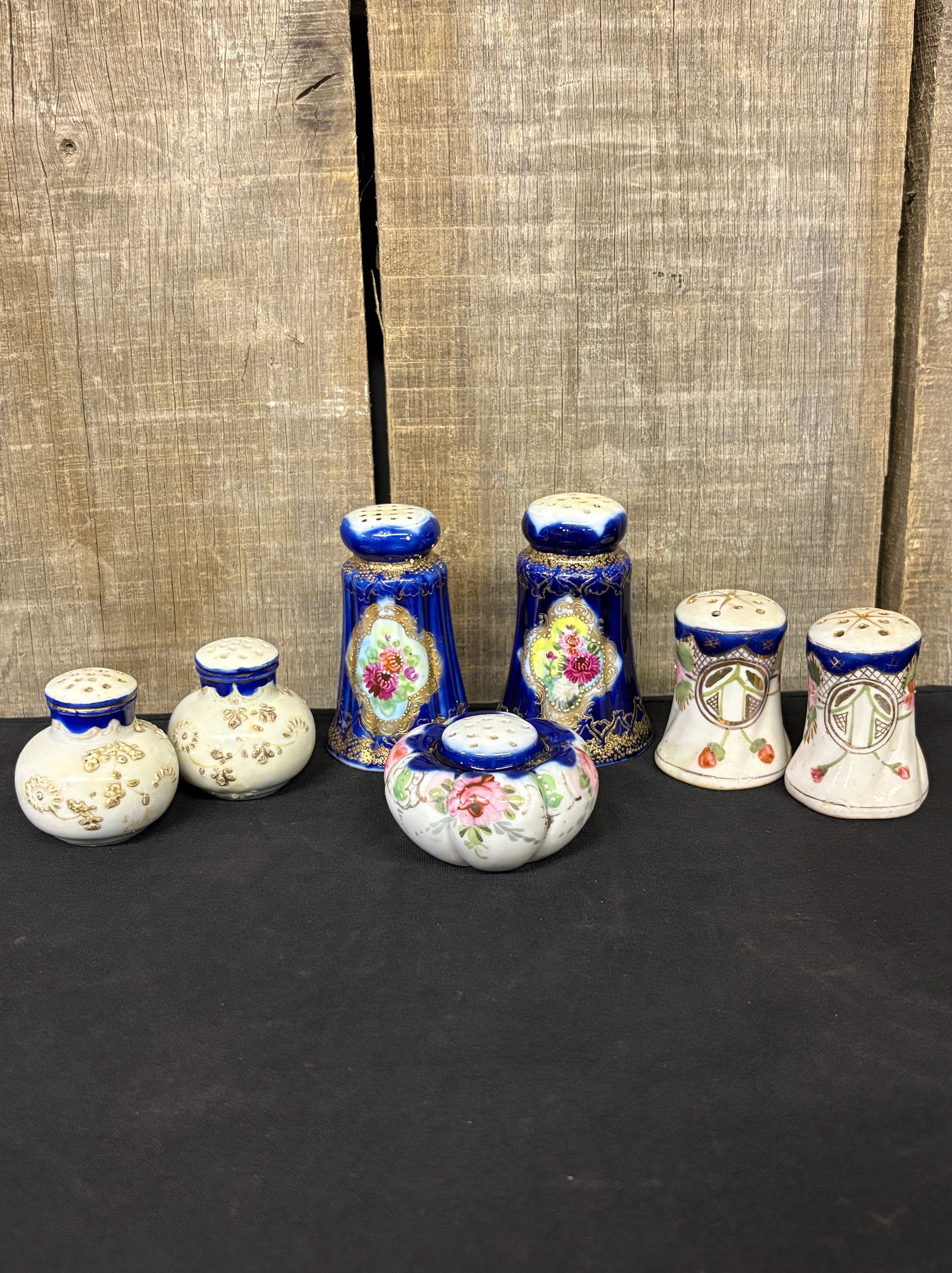 Lot Of Antique Hand Painted Salt - Pepper Shakers 2"X4" (1 of 5)