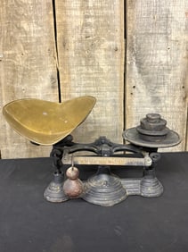 Antique Cast Iron Mercantile Balance Scale With Weights 8"X16"X12"