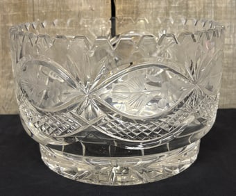 Lausitzer Cut Crystal Glass Bowl German Democratic Republic Grapes 8"X8"X5"
