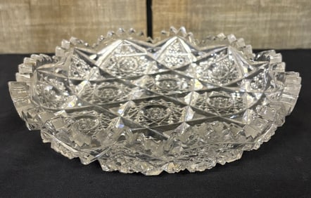 Emblem by JD Bergen Company - 1904-1905 American Brilliant Cut Lead Crystal Bowl 7"X7"X1"