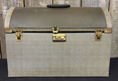 Vintage Pet Carrier