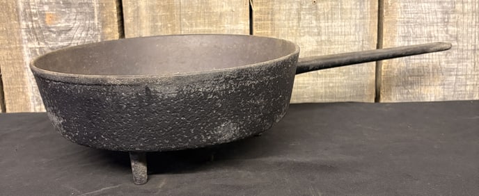 Antique Cast Iron Spider Pot Primitive Fireplace Hearth Cooking