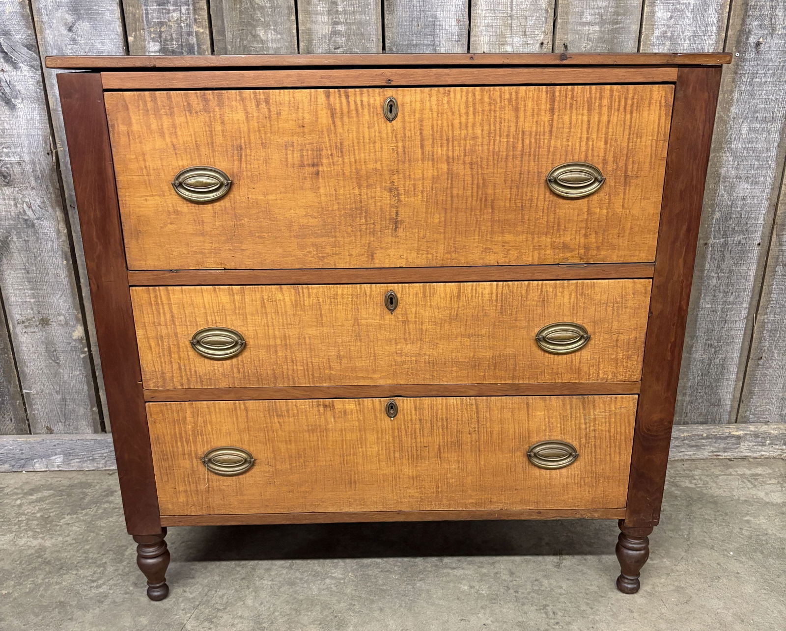 Antique American Sheraton Chest of Drawers in Tiger Maple and Cherry Veneer 22"X44"X43" (1 of 6)