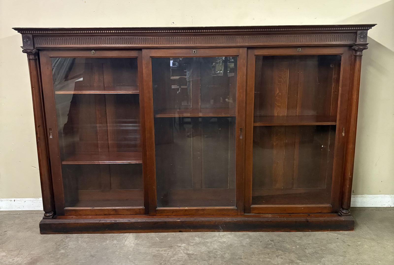 Antique Mahogany Breakfront Bookcase featuring Molded Cornice, w/ Decorative elements like Greek Sty (1 of 7)