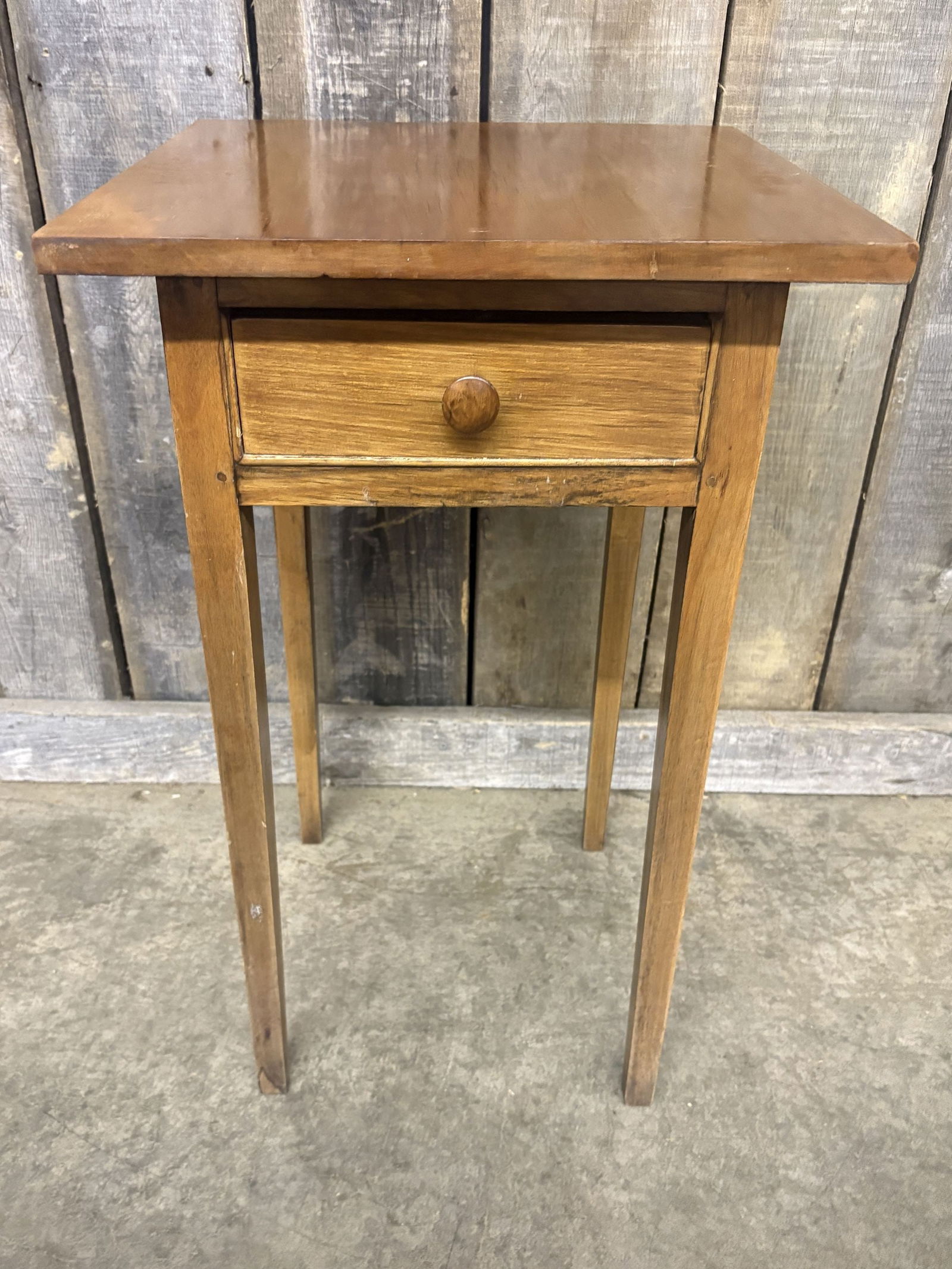 Early Hepplewhite Walnut One Drawer Stand Table 17"X17"X28" (1 of 5)