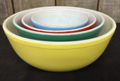 Graduated Mixing Bowls
